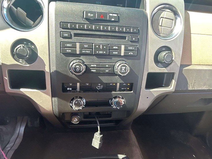 2012-ford-f150-image-19