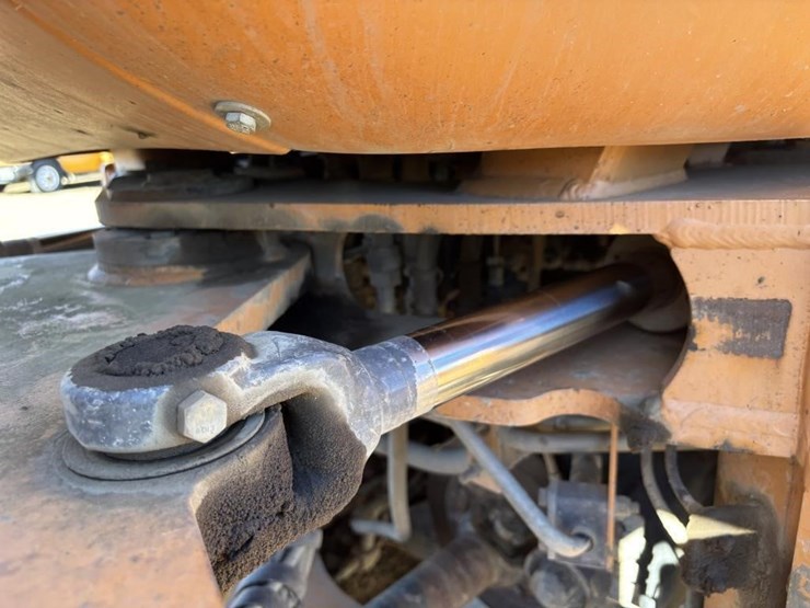 2004-case-721d-image-27