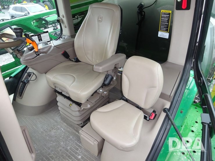 2021-john-deere-r4038-image-107