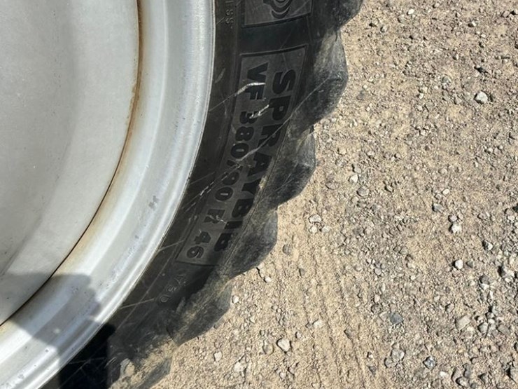 2009-case-ih-patriot-3330-image-9