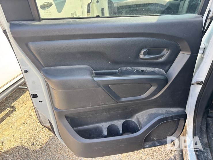 2018-nissan-titan-image-72