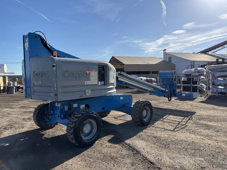 2013-genie-s40-image-3