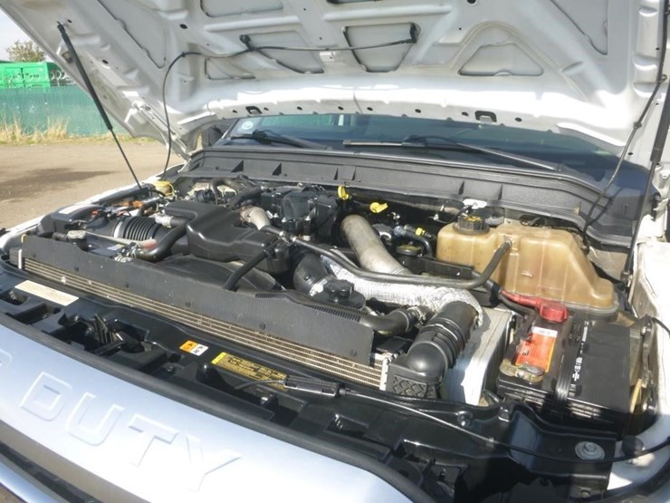 2012-ford-f550-image-13