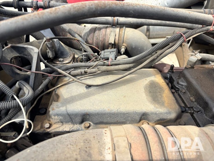 1994-freightliner-fld120-image-55