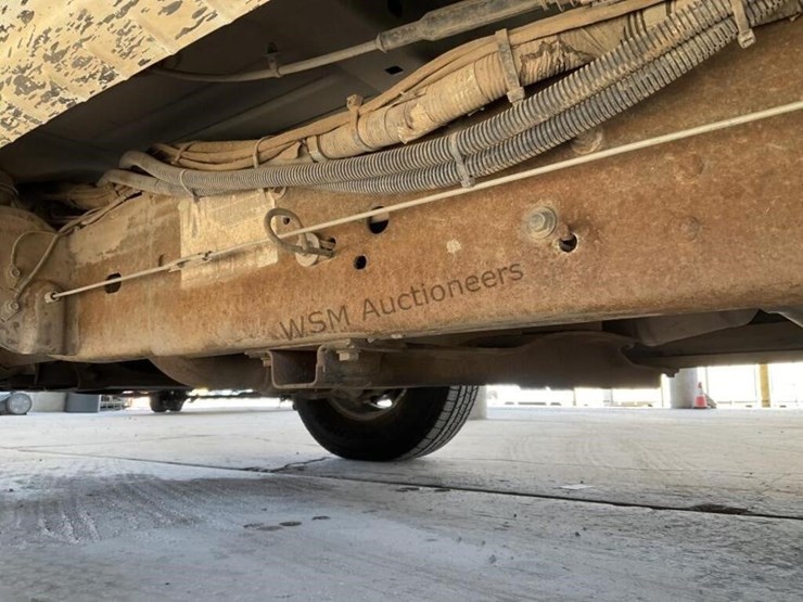 2005-chevrolet-2500hd-image-24