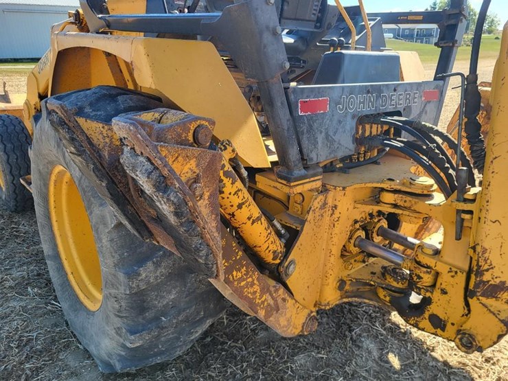 deere-310c-image-25