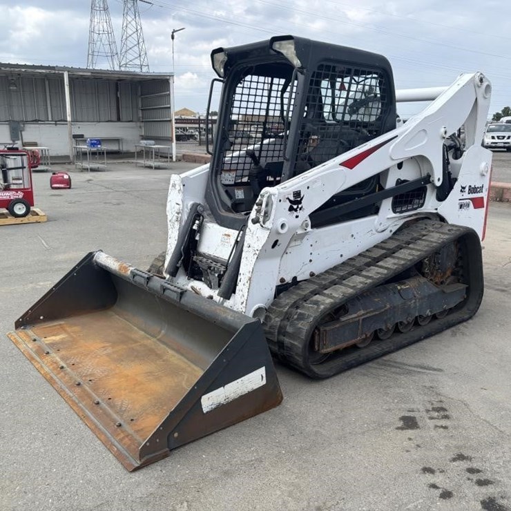 2019 BOBCAT T740