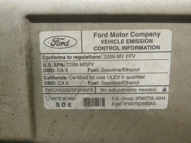 2009-ford-e250-image-14