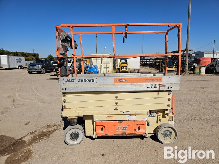 2006-jlg-2630es-image-2