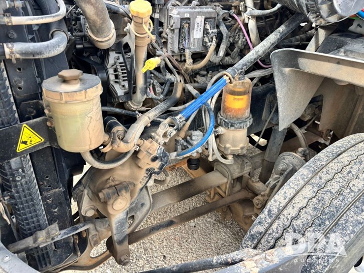 2010-international-prostar-image-59