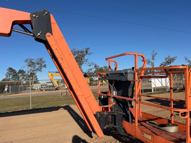 2008-jlg-800aj-image-31