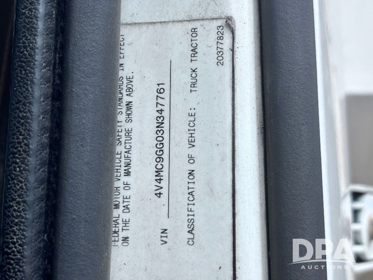 2003-volvo-10-image-88