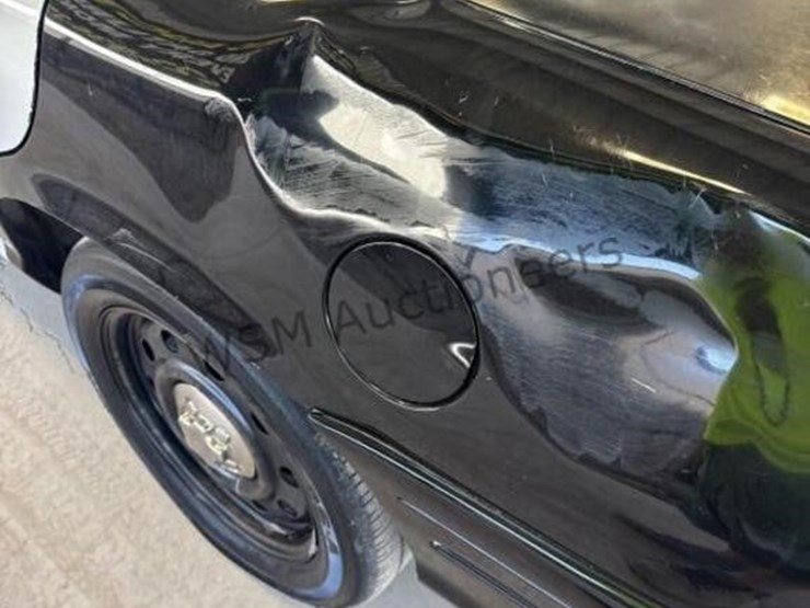 2009-ford-crown-victoria-sdn-image-11