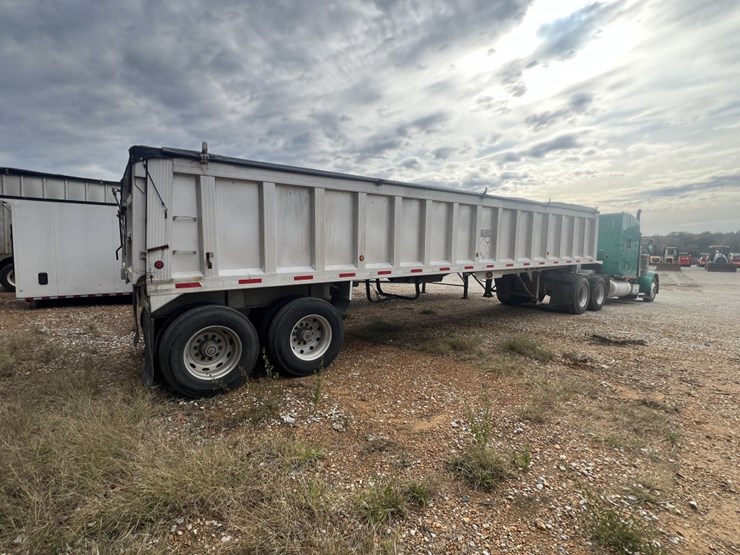 2000-travis-]-image-3