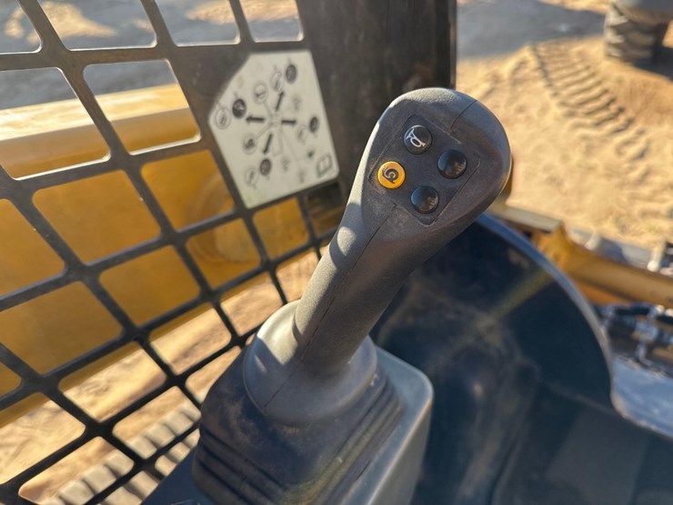 caterpillar-259d3-image-30