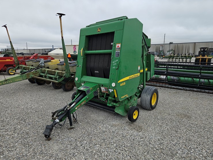 2007-john-deere-468-image-1