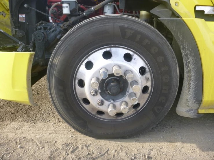 2024-peterbilt-579-image-25