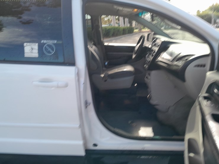 dodge-caravan-image-5