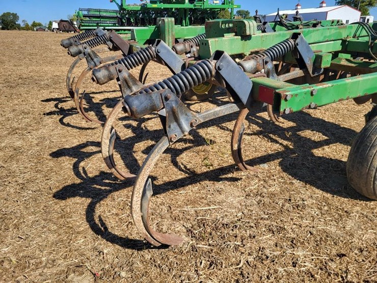 john-deere-714-image-23