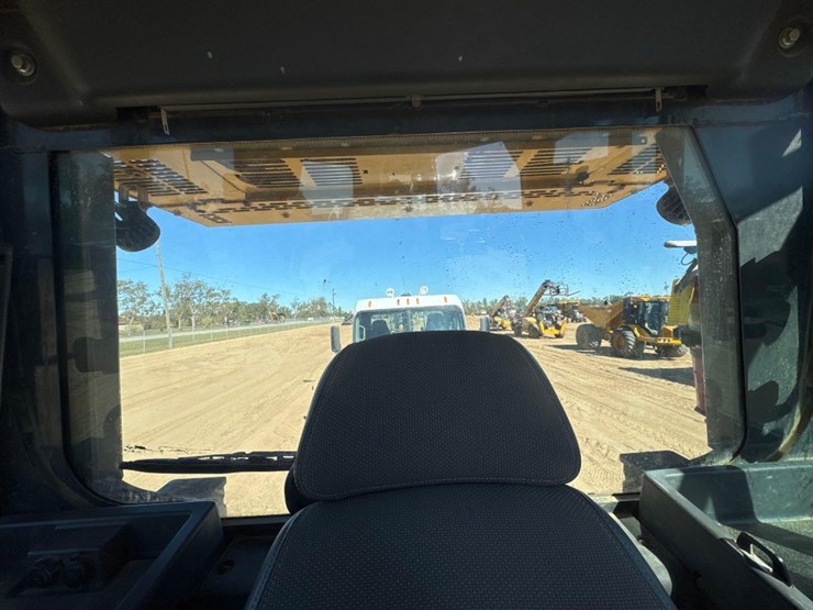 deere-850k-lgp-image-31