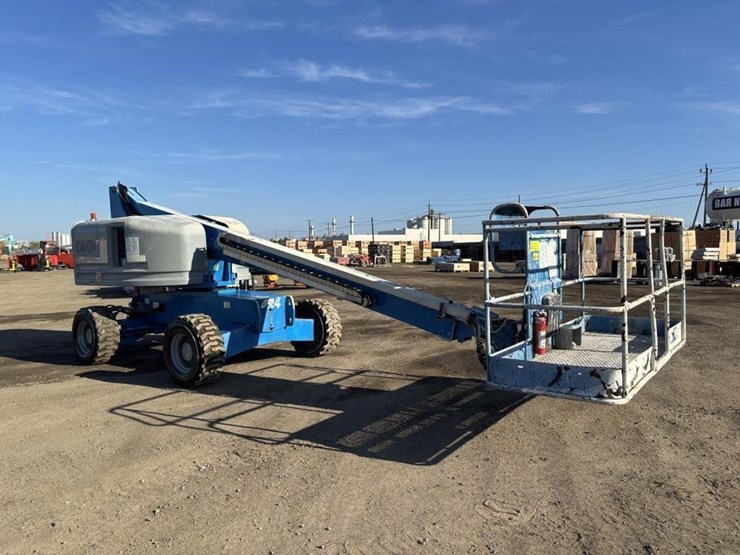 2013-genie-s40-image-2