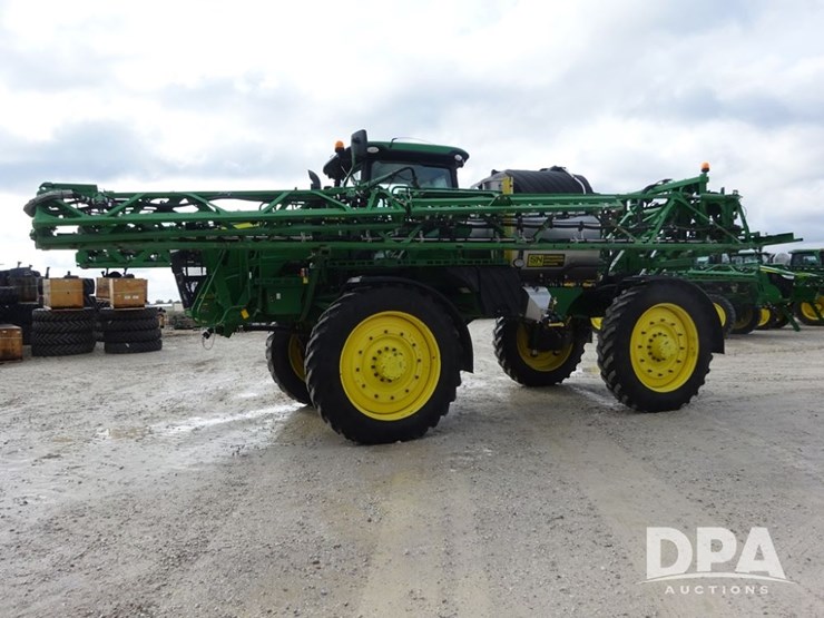 2021-john-deere-r4045-image-15