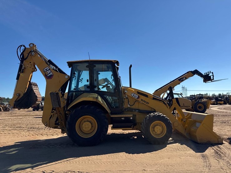 caterpillar-420-image-5