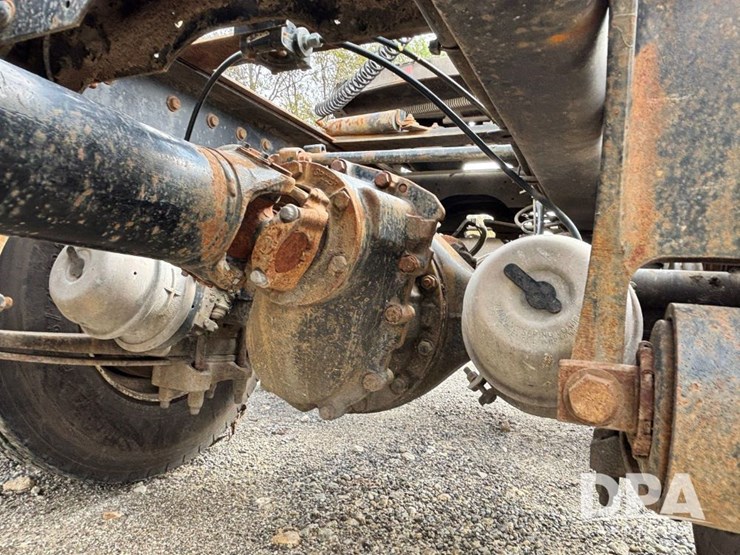 2005-international-9200i-image-33