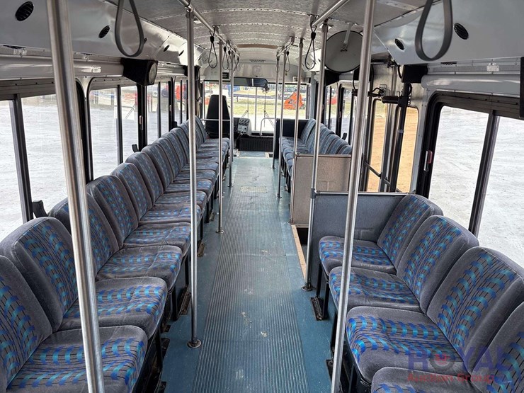 2000-thomas-saf-t-liner-mvp-image-8