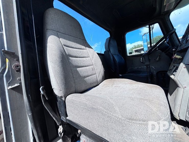 1993-mack-ch613-image-79