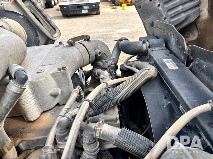 2010-international-prostar-image-68