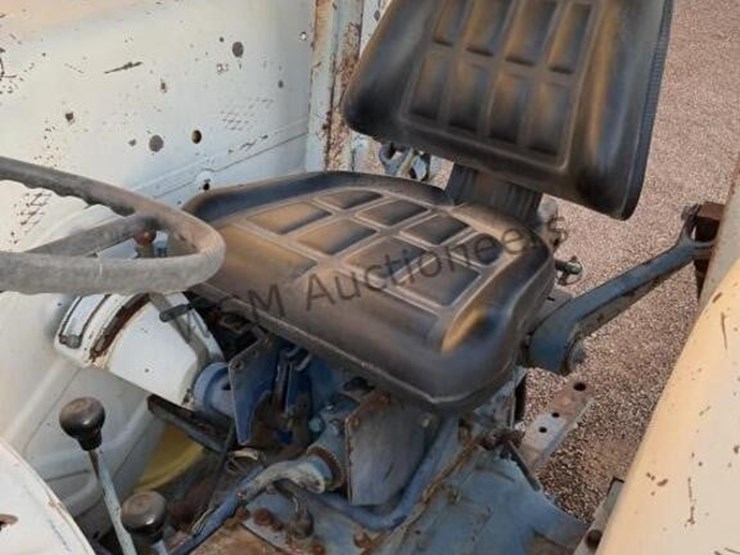 mitsubishi-my750-tractor-image-14