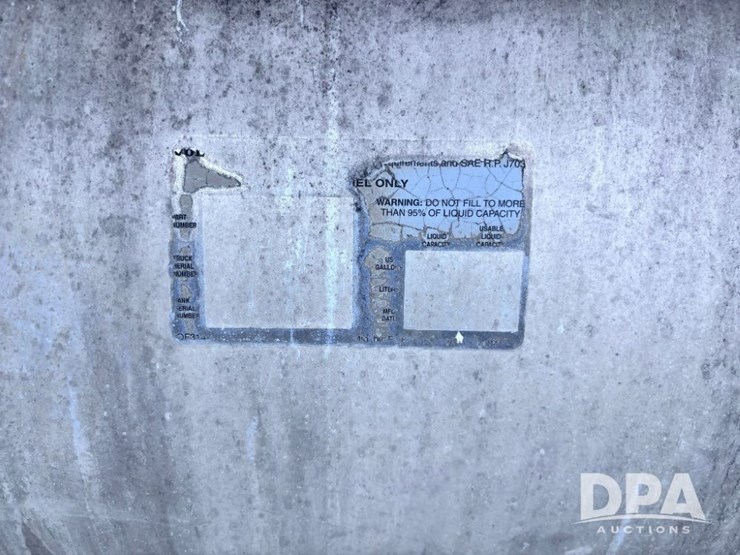 2003-volvo-10-image-52