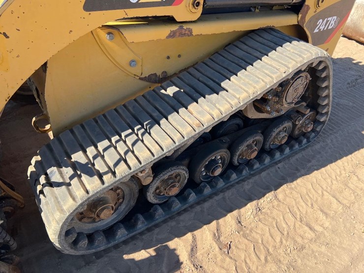 caterpillar-247b3-image-9