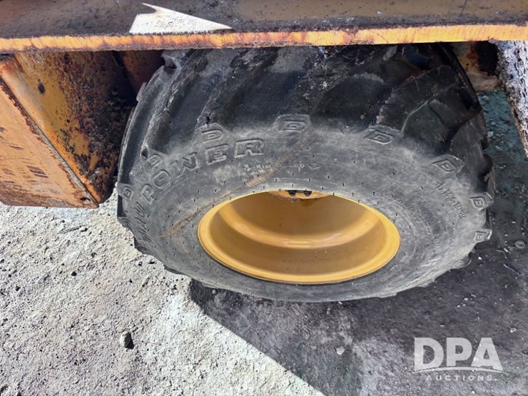 2001-swinger-2000-image-14