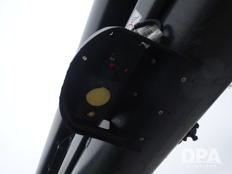 2024-john-deere-412r-image-66