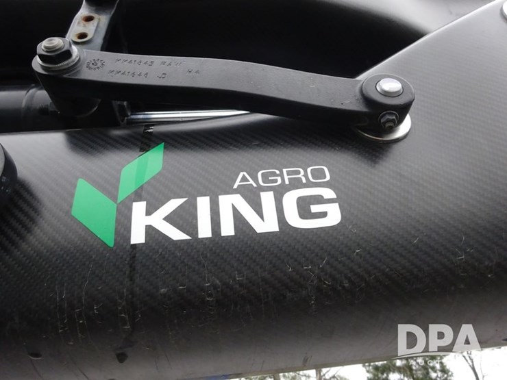 2024-john-deere-412r-image-67