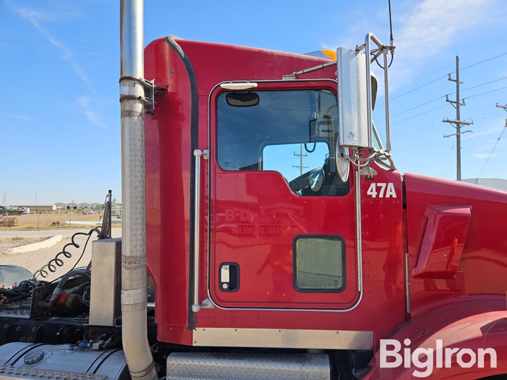 2019-kenworth-t800-image-14