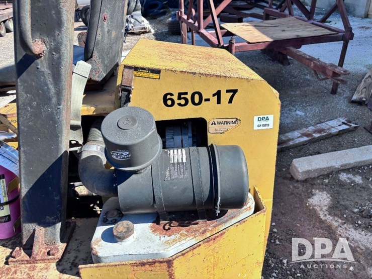 1996-swinger-240-image-22