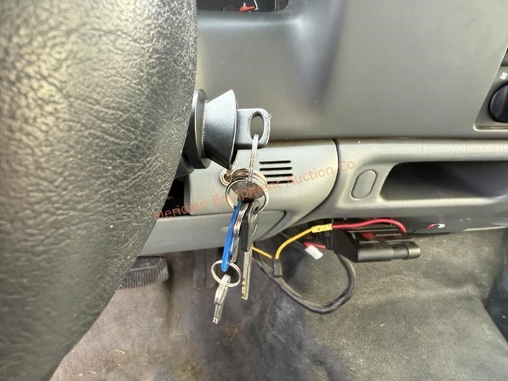 2004-ford-f350-image-50