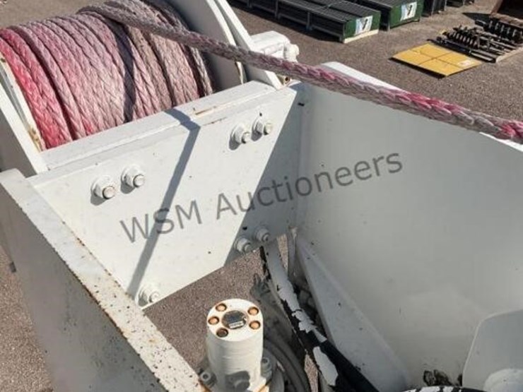 2011-freightliner-m2-digger-derrick-image-17