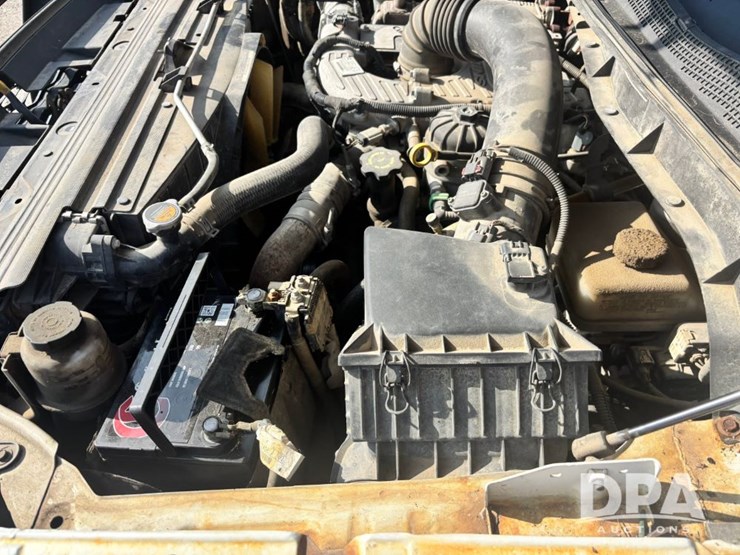 2018-nissan-titan-image-53