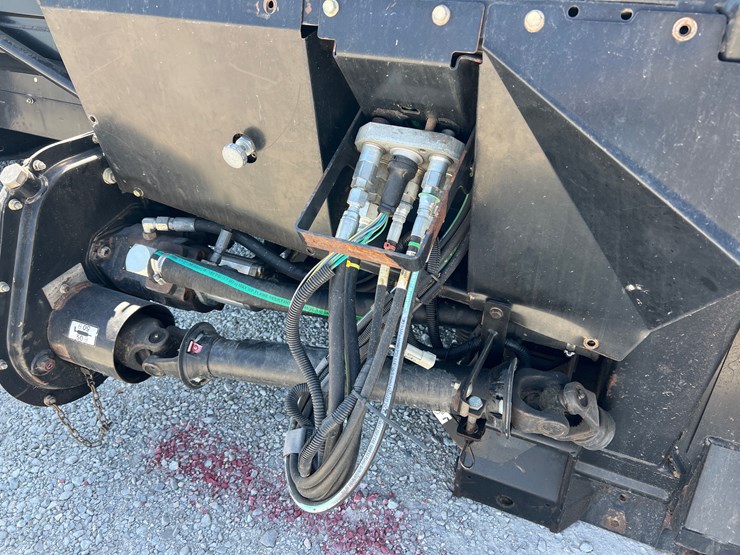 2011-mac-don-fd70-image-7