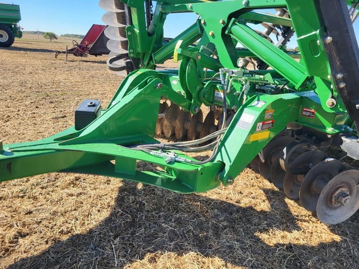 2012-john-deere-2620-image-10