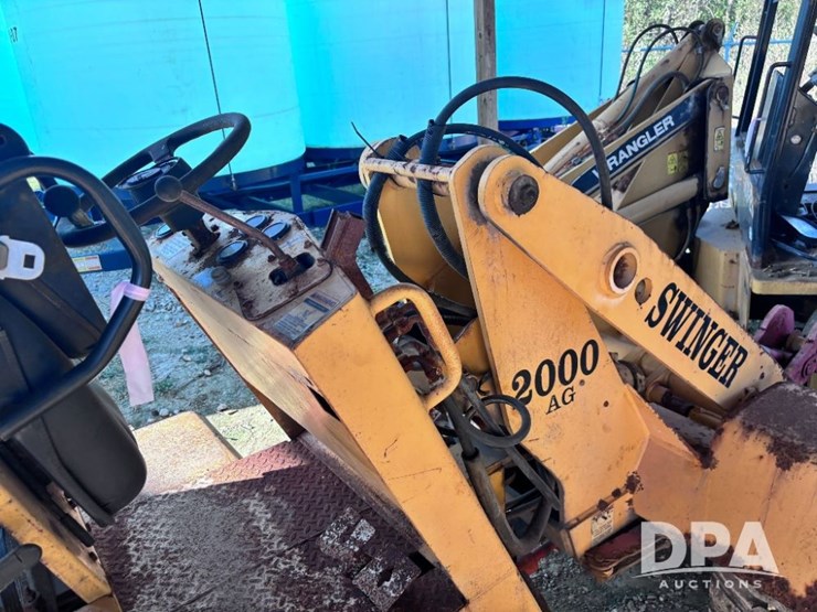 2001-swinger-2000-image-16