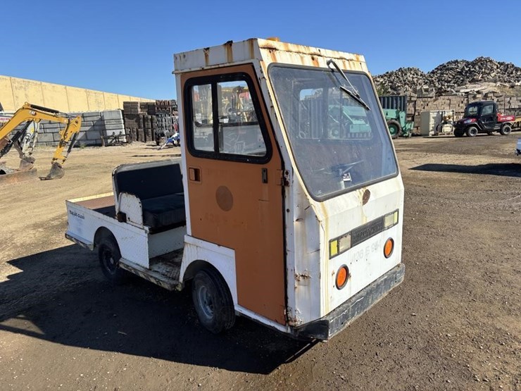 taylor-dunn-b2-48-image-2