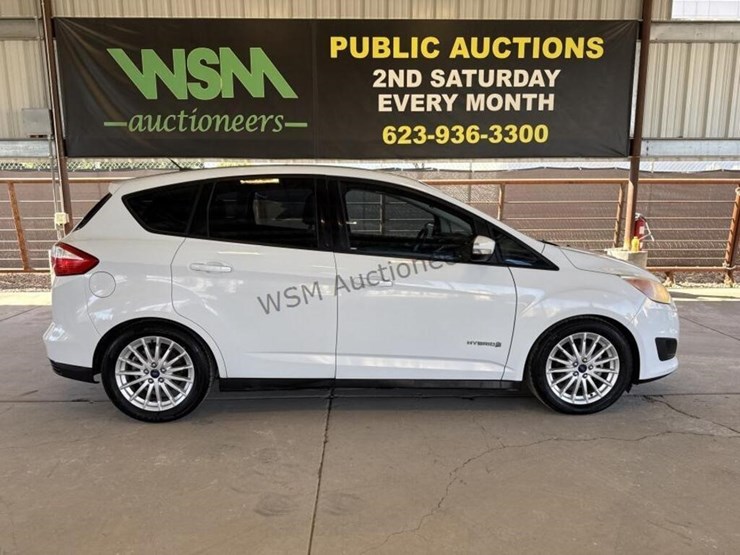 2014-ford-c-max-hybrid-wagon-image-1