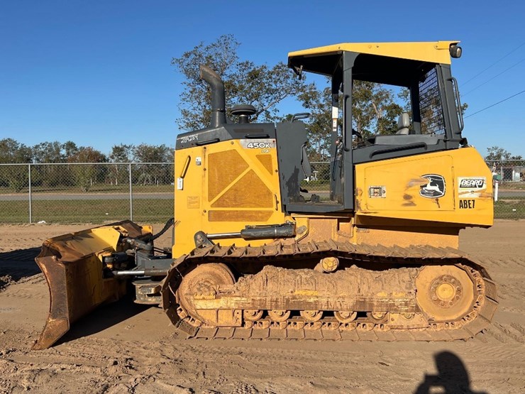 deere-450k-lgp-image-1