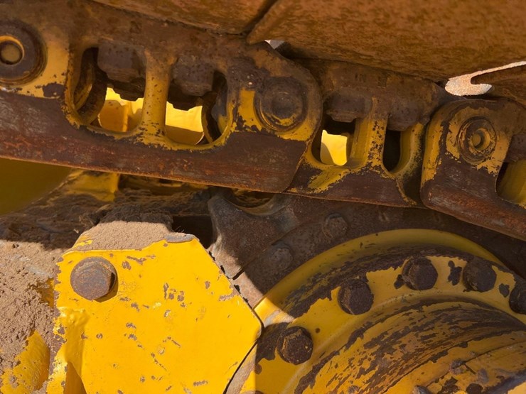 komatsu-d39px-24-image-10