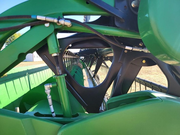 john-deere-630f-image-34